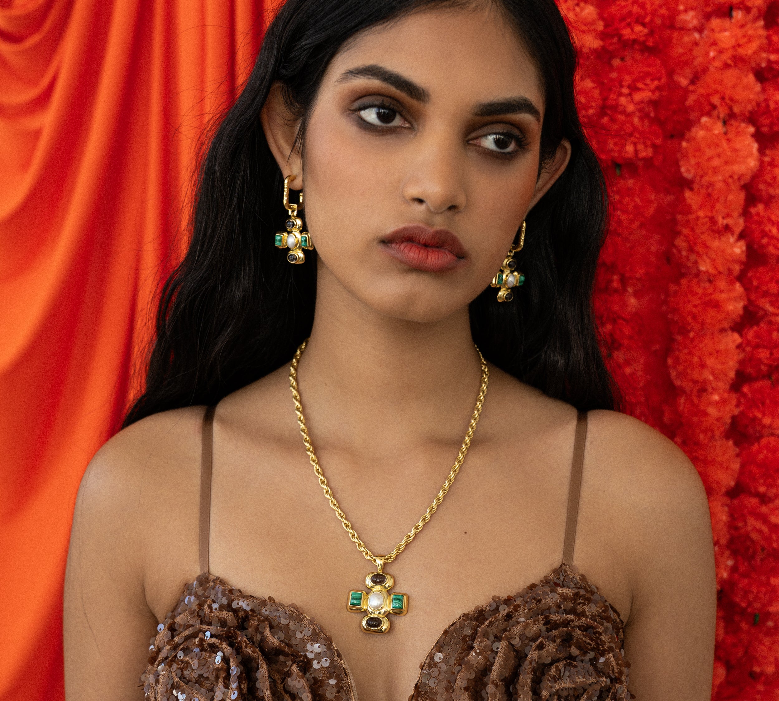 ANUSHKA EARRINGS | GOLD