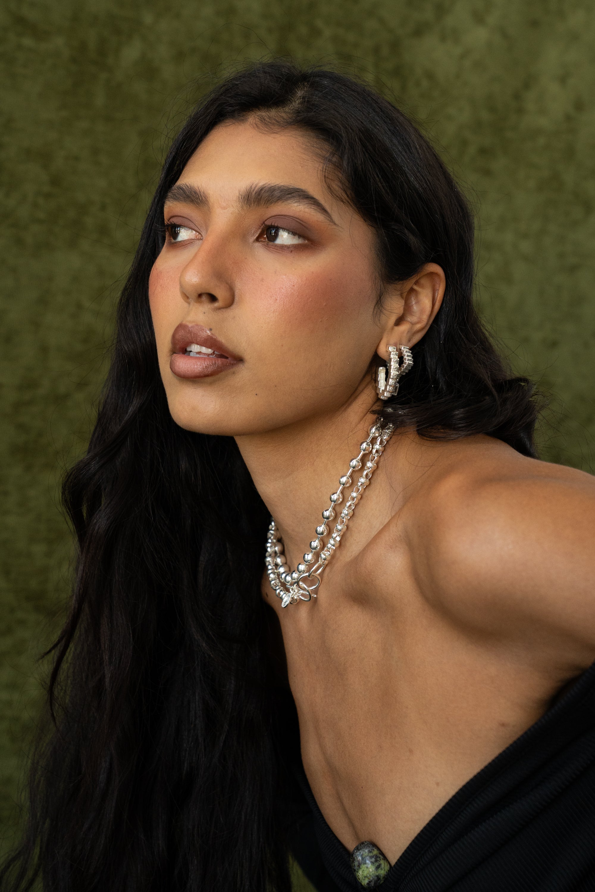 GABRIELLE EARRINGS SILVER — Mountain & Moon ODYSSEY W26 campaign