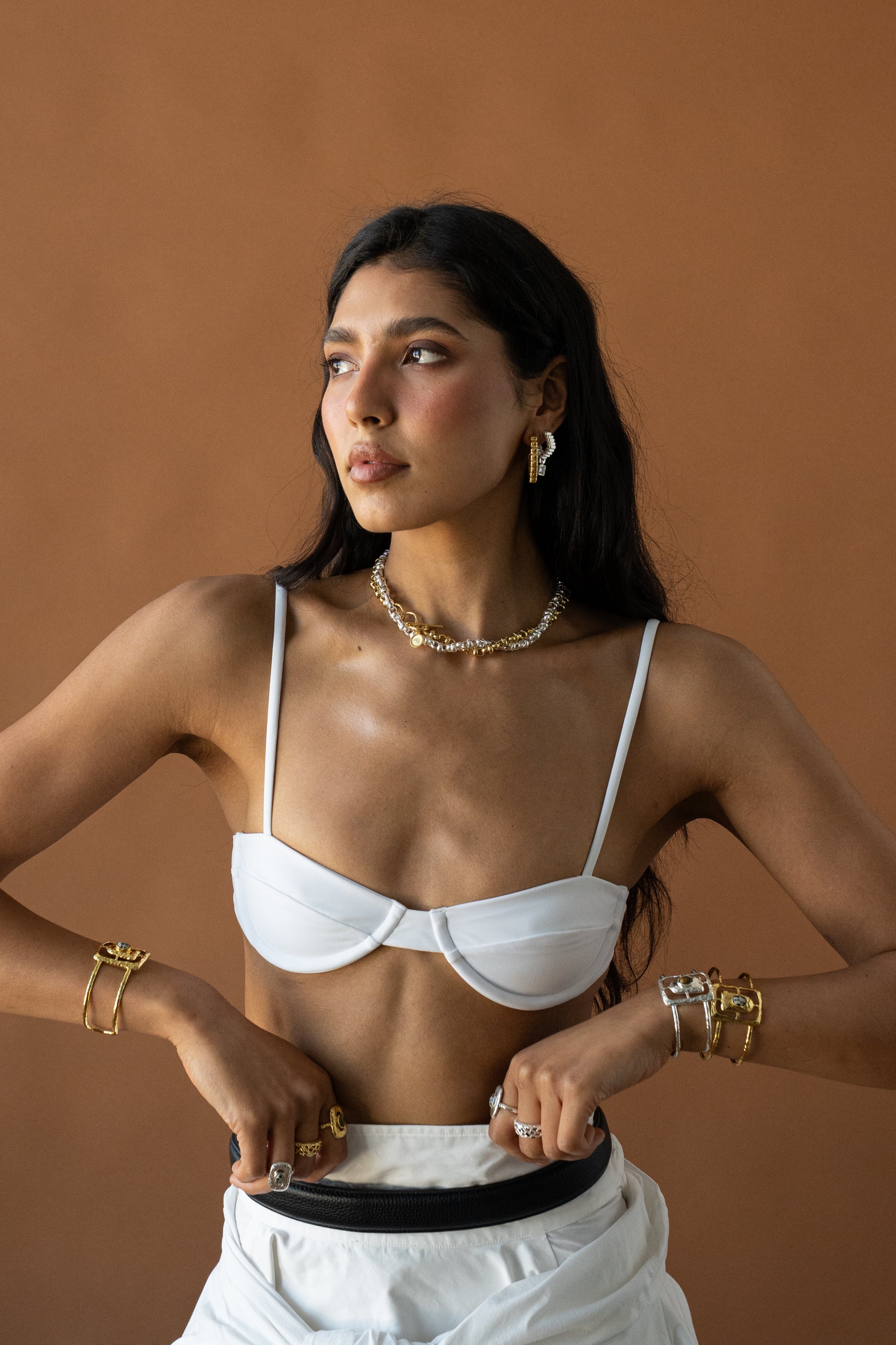 GABRIELLE EARRINGS GOLD — Mountain & Moon ODYSSEY W26 campaign