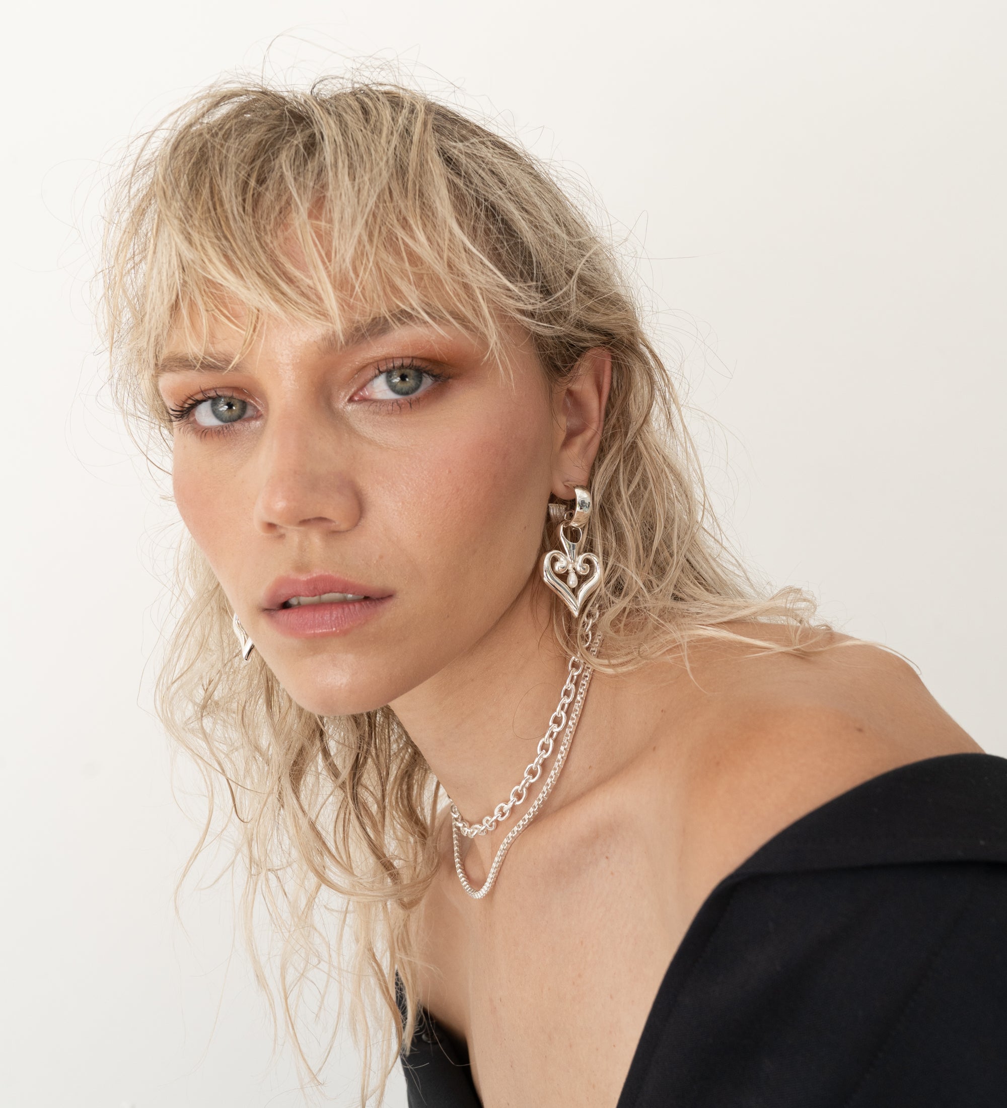 BELLA Silver EARRINGS